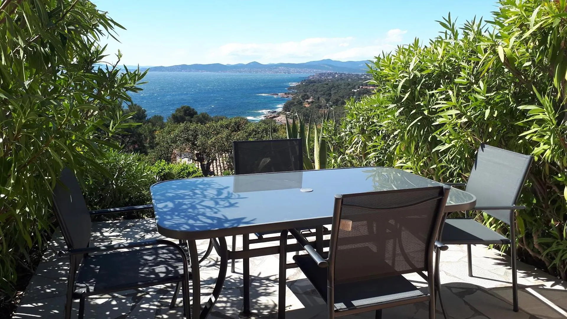 Appartement Duplex, Vue Panoramique Sur La Mediterranee, Piscine, Garage Saint-Raphaël Frankrijk